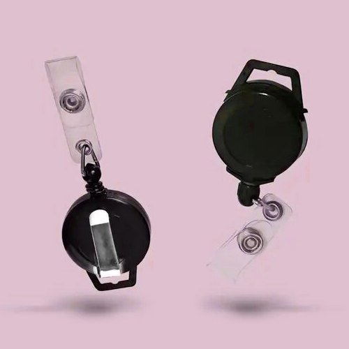 ID Card Retractor with YoYo for easy access and secure storage.